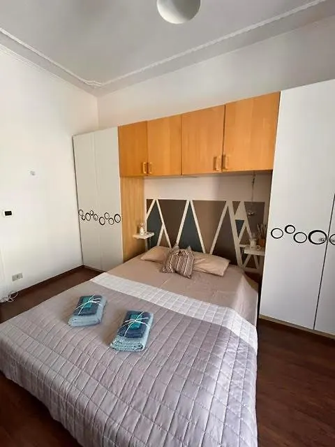 Art Apartment روما 0*,