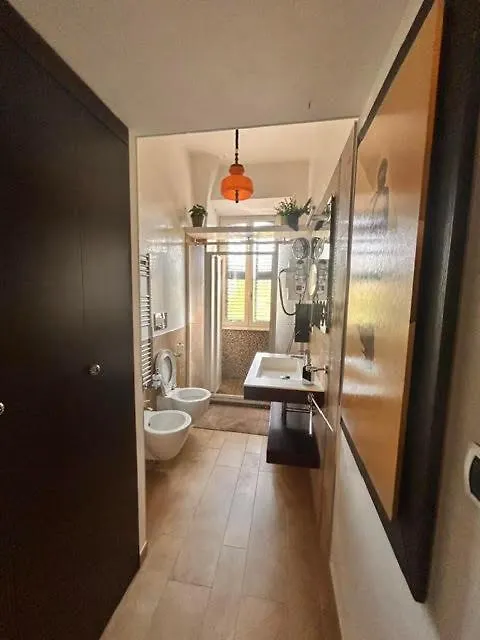 Art Apartment روما إيطاليا